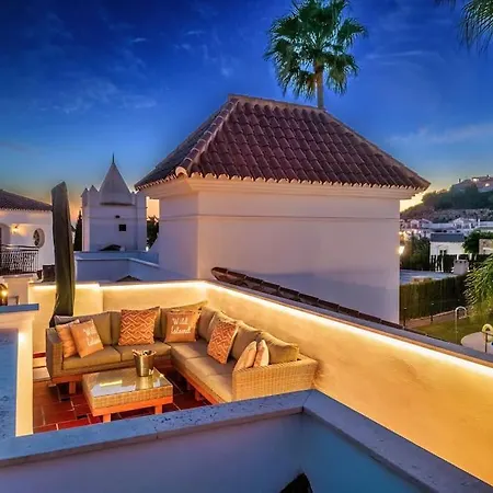 Signature Townhouse - Casa El Oasis